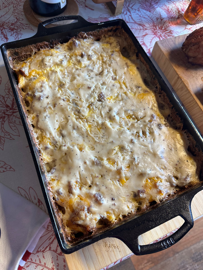 BISCUITS AND GRAVY CASSEROLE